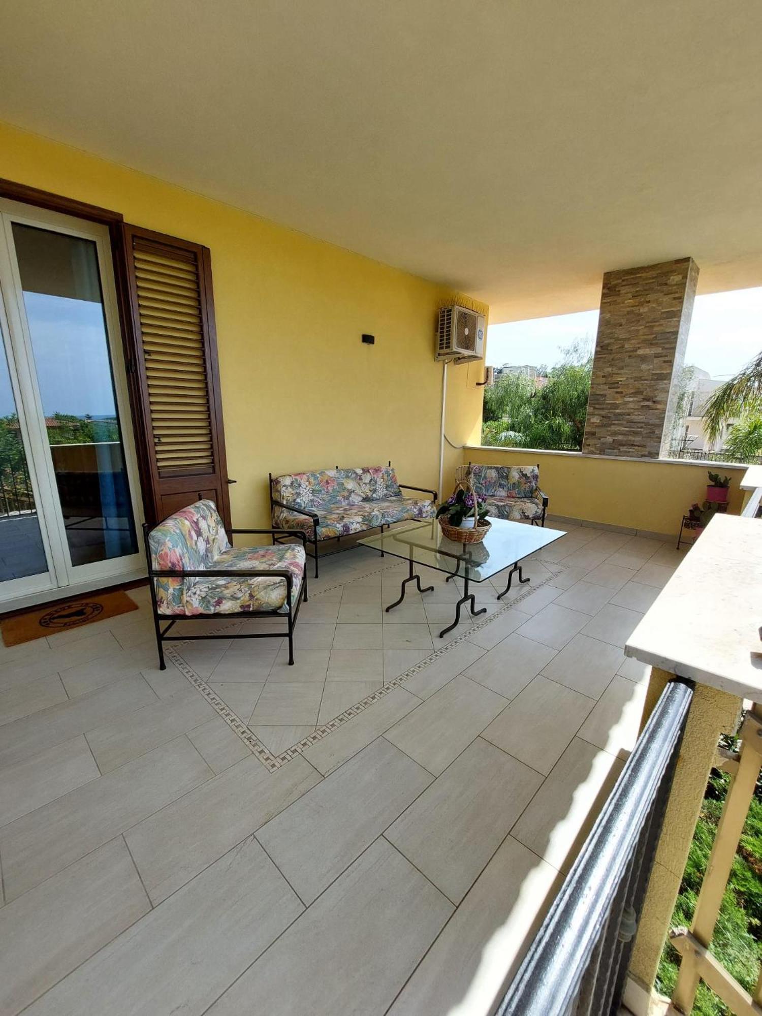 Villa Summer Trappeto  Luaran gambar