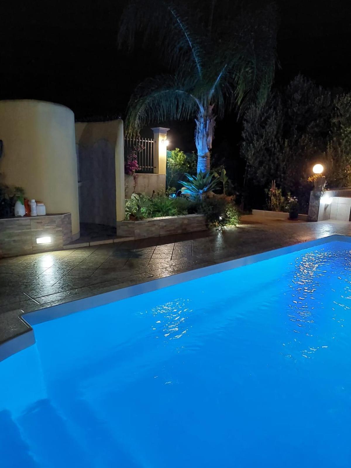 Villa Summer Trappeto  Luaran gambar